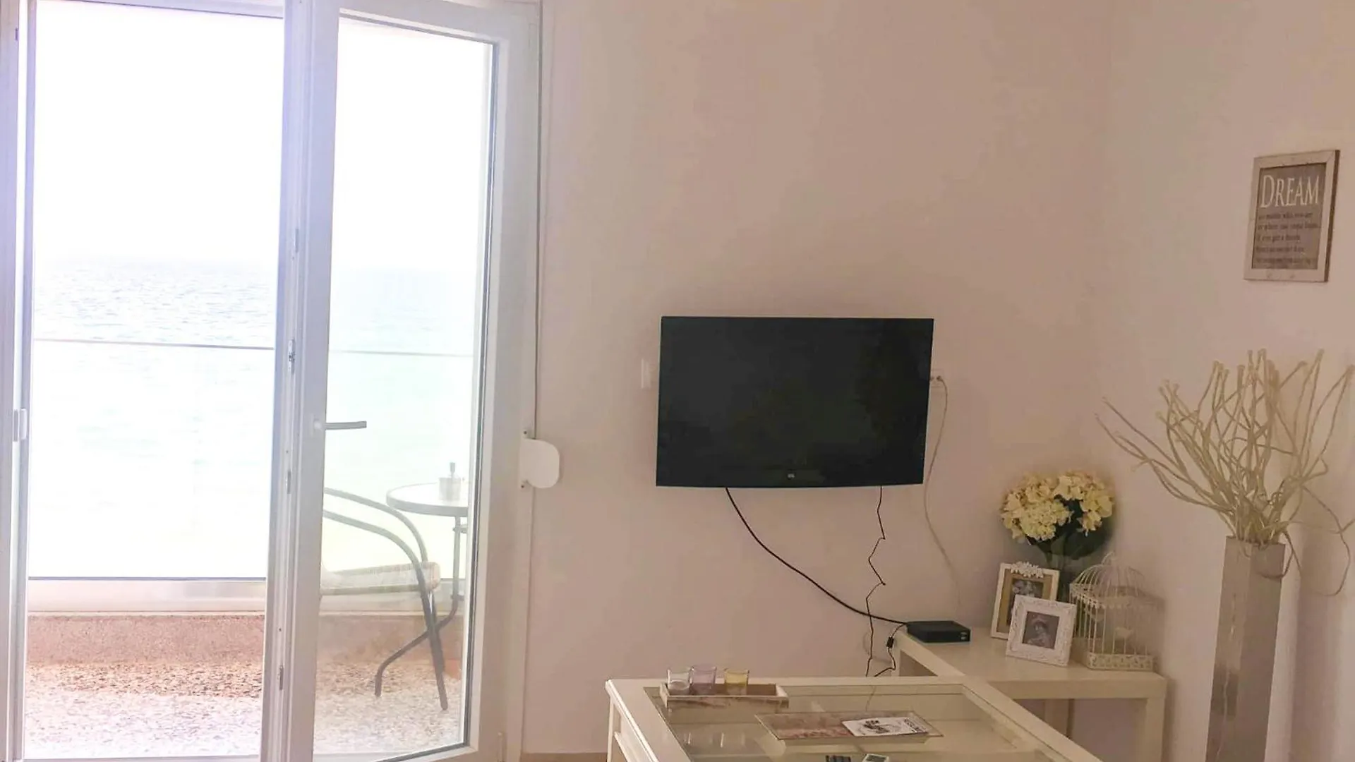 Apartment Helena Neoi Epivates Beach Peraia